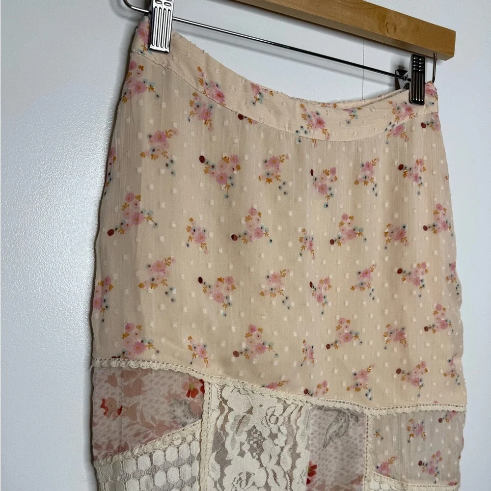 Free People - Daniella Lace Maxi Skirt - XS NWT - Picture 3 of 10